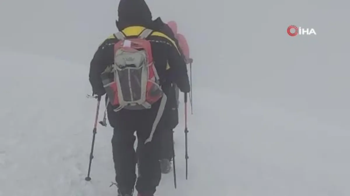 Gümüşhaneli dağcılar 12. kez Türkiye’nin zirvesinde