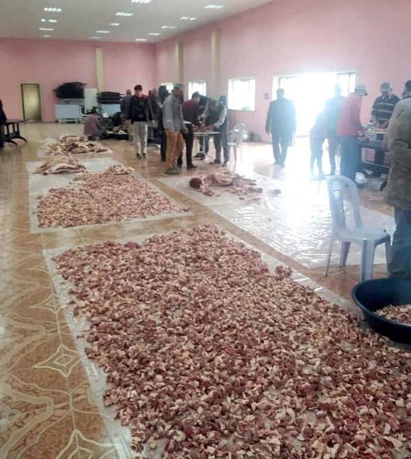 Ankara'da tepki çeken görüntüye inceleme! Kamyonet kasasında açıkta et taşıdılar - 5