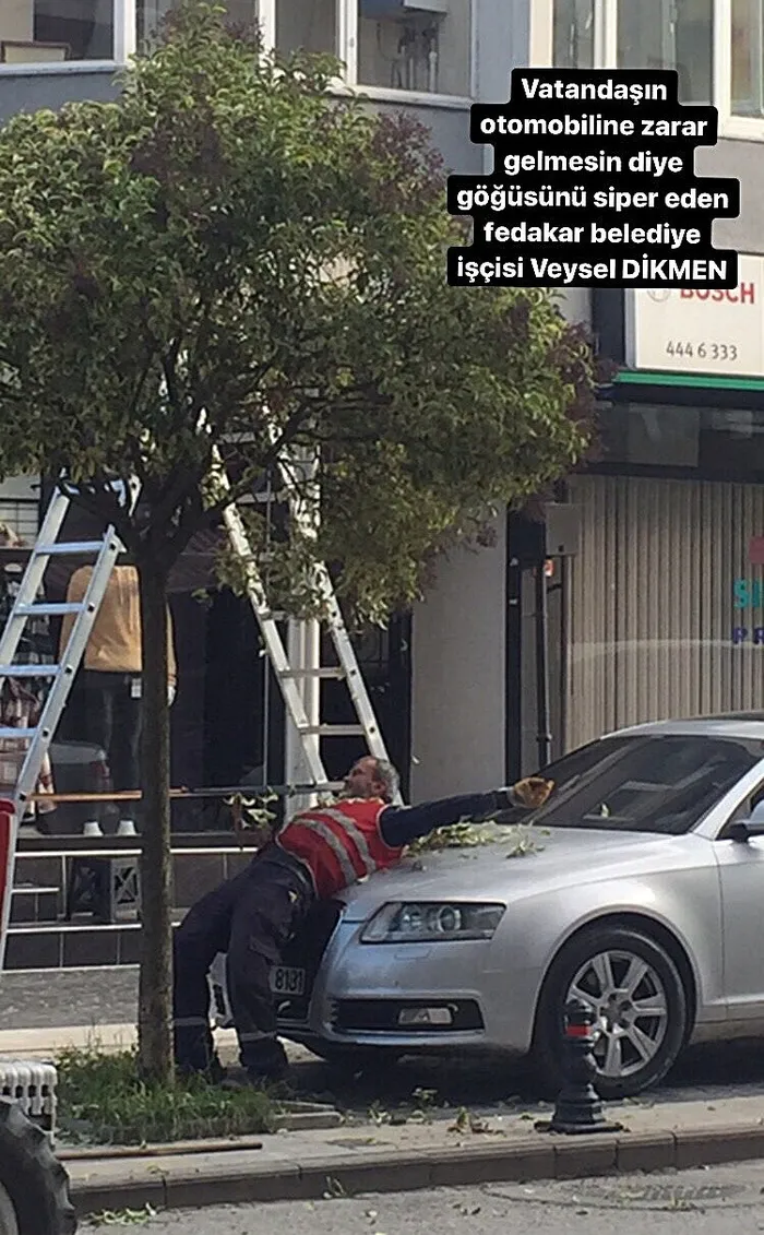 Düzce'den yürek ısıtan haber: Belediye görevlisi vatandaşın otomobili zarar görmesin diye siper oldu - 3