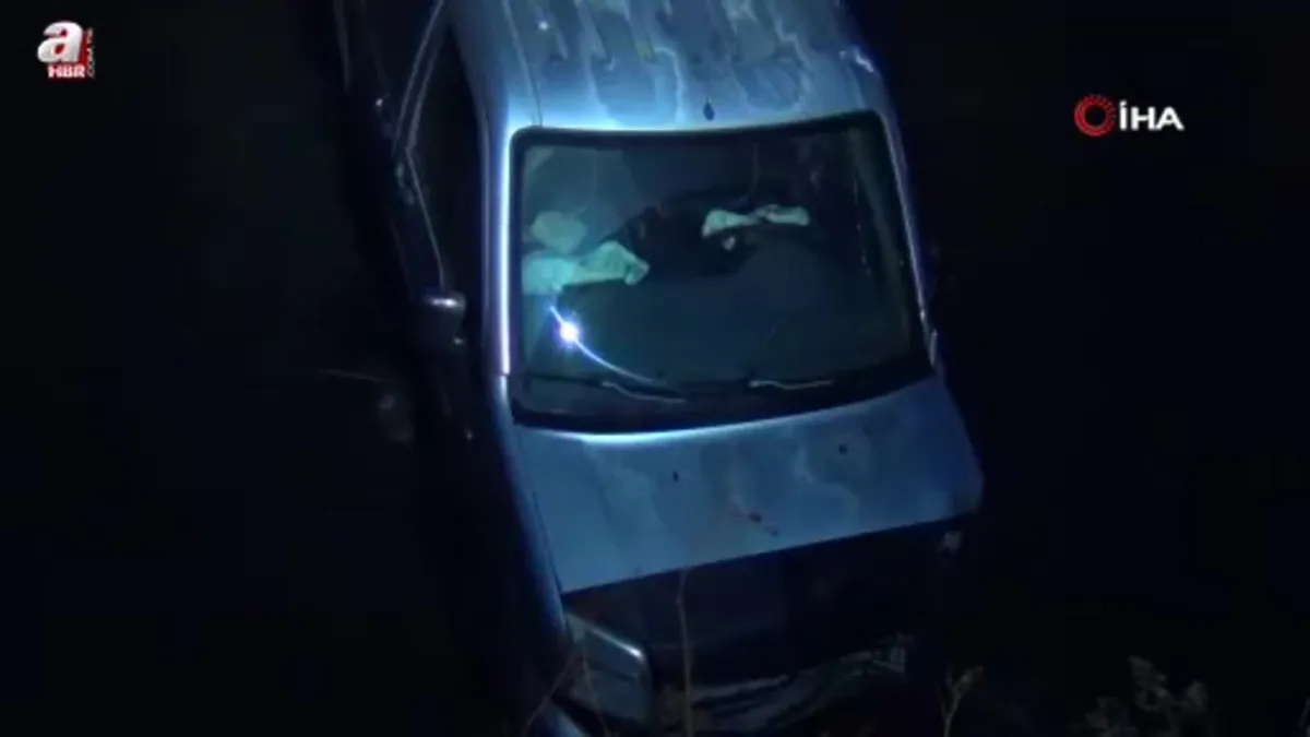 Kars Çayı'na hafif ticari araç düştü: 1 yaralı