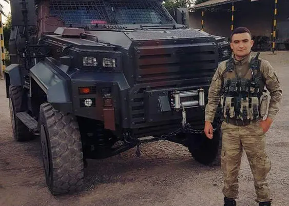 1027 rakımlı tepe teröristlere bırakılmadı - 4