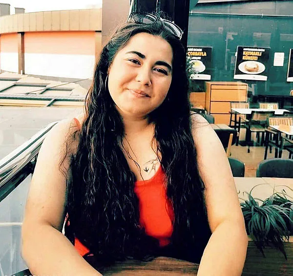 Göğsünden bıçaklanarak öldürülen Gamze'nin ailesi: intihar süsü vermek istediler - 1