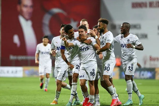 Fenerbahçe Olympiakos şifresiz izle! UEFA Avrupa Ligi Exxen FB Olympiakos canlı izleme yolları!