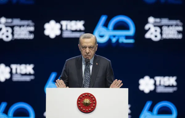 Son dakika: Başkan Erdoğan'dan TİSK 28. Olağan Genel Kurulu'nda önemli açıklamalar | Asgari ücret ve enflasyon mesajı - 4