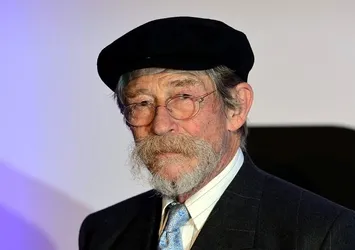 Oscar ödüllü John Hurt hayatını kaybetti