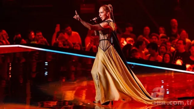 Eurovision yarı finali protestoların gölgesinde kaldı! Konuk şarkıcı Sertab Erener'e büyük tepki! 10