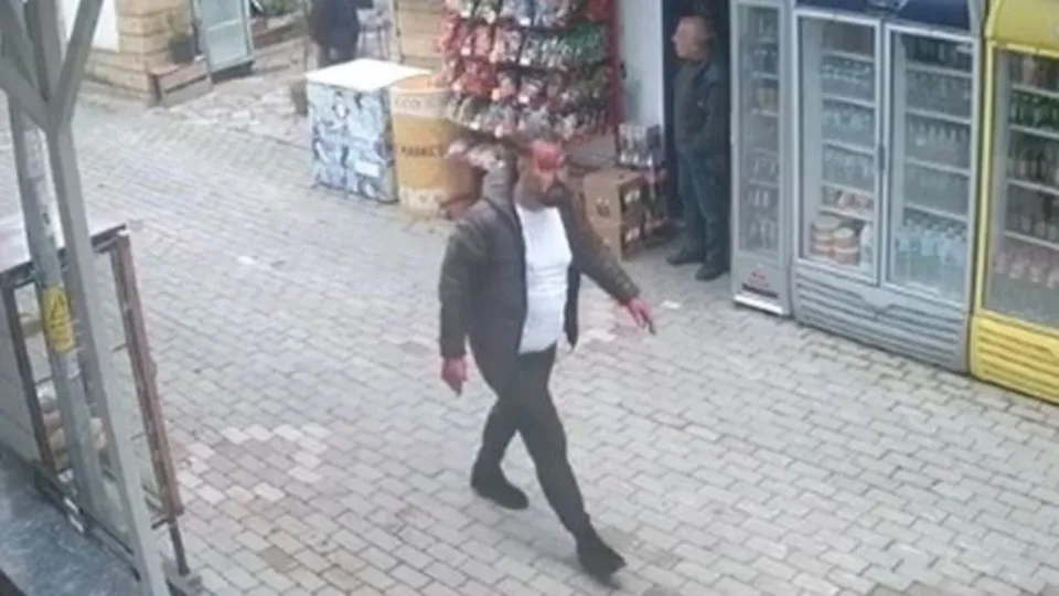 Balıkesir’de balta cinayeti kamerada!