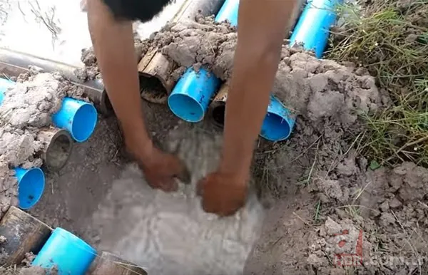 Erzincan'da eksi 20 derecede buzun altında balık avı! Onlarca balığı elleriyle böyle yakaladı: Güzel bir balık tutma tekniği 25