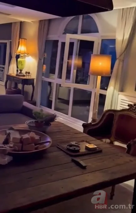 Hülya Avşar'ın boğaz manzaralı evinde yok yok! 7