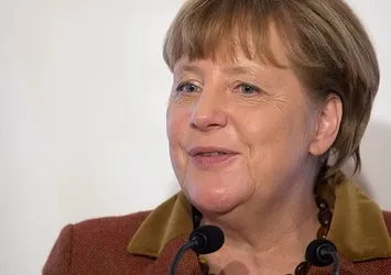 Angela Merkel'in referandum kararı