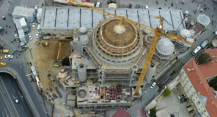 Taksim Camii inşaatında son durum havadan görüntülendi
