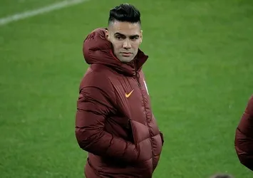Falcao en az 2 hafta daha yok