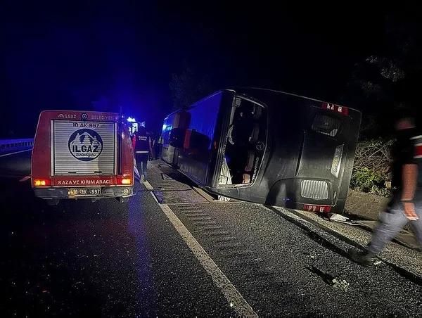 kastamonuda-katliam-gibi-kaza-yolcu-otobusu-devrildi-cok-sayida-yarali-var-1718054006147.jpeg