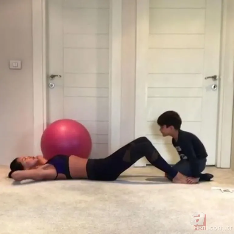 Aleyna Tilki yine ortalığı karıştırdı Photoshop'u abarttılar 1