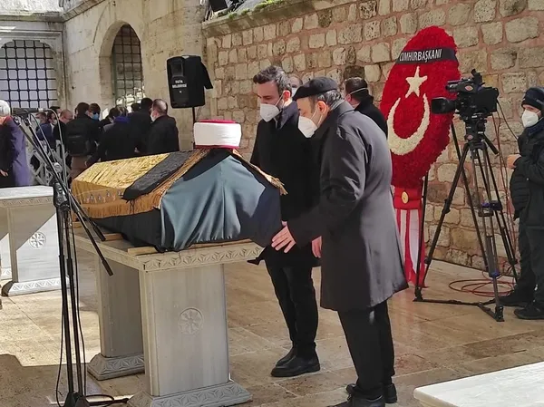 Son dakika: Hadis Alimi Muhammed Emin Saraç için cenaze töreni! Başkan Erdoğan da törene katıldı - 4