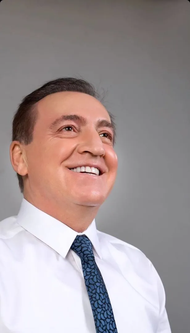 cevat-oncu-kimdir-chp-samsun-buyuksehir-belediye-baskan-adayi-cevat-oncu-kac-yasinda-aslen-nereli-1703232484298.jpeg Cevat Öncü kimdir? CHP Samsun Büyükşehir Belediye Başkan Adayı Cevat Öncü kaç yaşında, aslen nereli? - 1