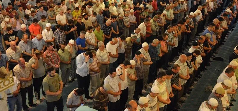 BİR SARAY GELENEĞİ: ENDERÛN USÛLÜ TERAVİH