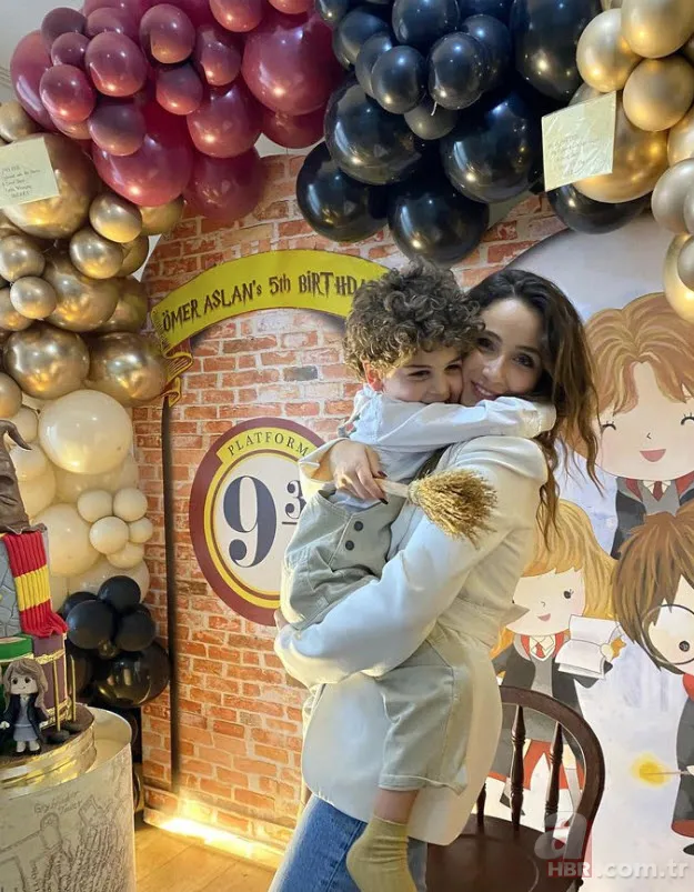 Emine Ün 18 yaşındaki kızının gölgesinde kaldı! Güzelliğiyle hayran bıraktı 24