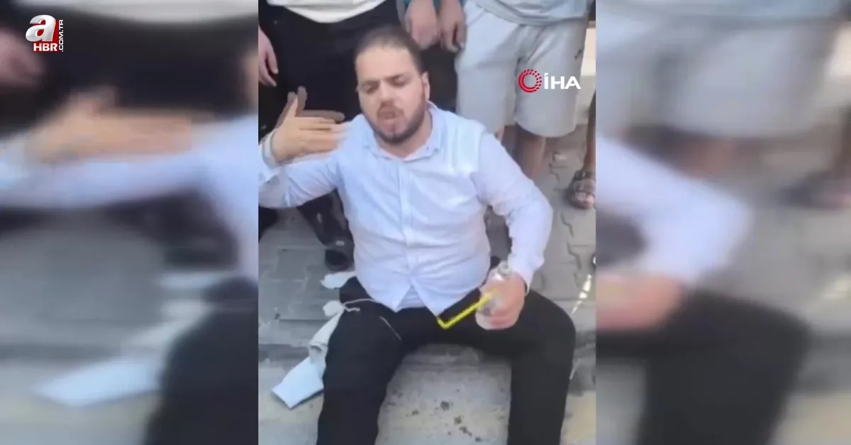 Cami müezzini bıçaklandı! O anlar kamerada