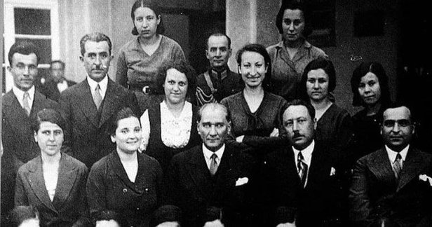 24 Kasım Öğretmenler Günü Atatürk sözleri... Atatürk’ün hiç bilinmeyen, duyulmamış Öğretmenler Günü sözleri!