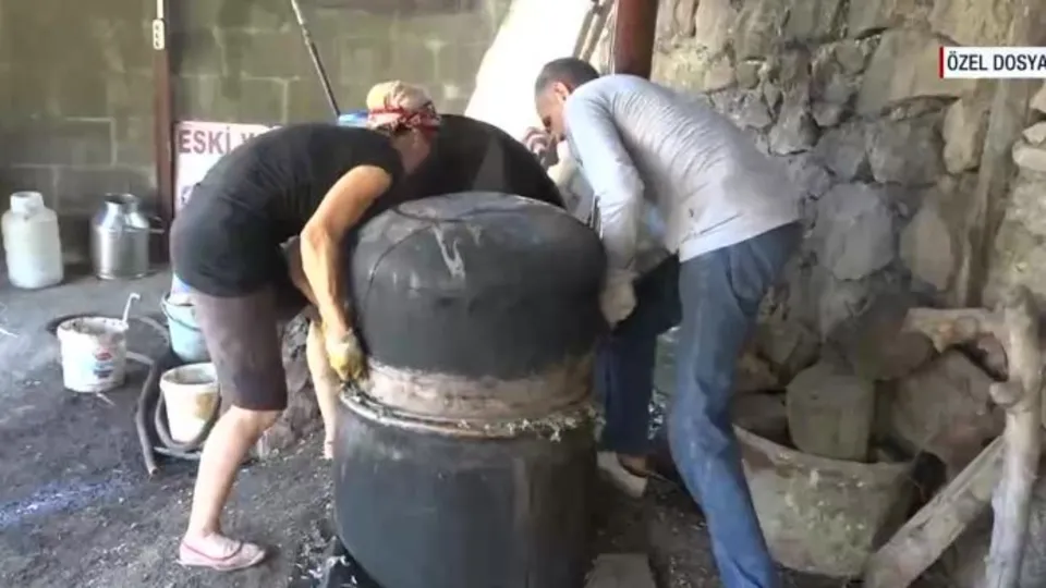 150 yıllık gelenek: Adaçayı ve kekik yağı