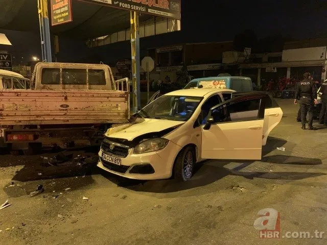 Son dakika! Ekiplerden kaçan otomobilde el bombası çıktı