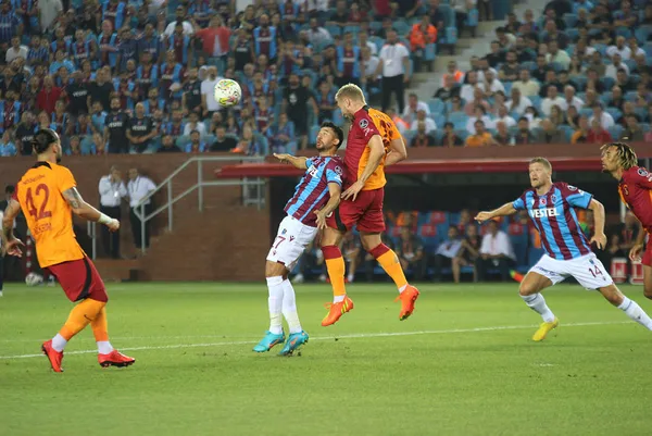 trabzonda-sessiz-derbi-trabzonspor-0-0-galatasaray-mac-sonucu-ozet-1661719949023.jpg Trabzon'da sessiz derbi! Trabzonspor 0-0 Galatasaray (MAÇ SONUCU-ÖZET) - 8