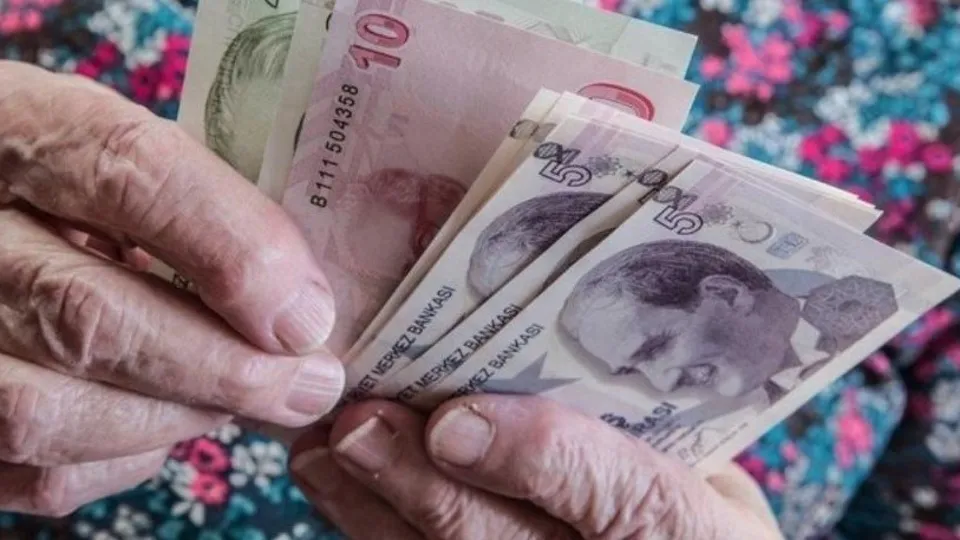 2023 MEMUR MAAŞ TAHMİNLERİ NETLEŞİYOR! En düşük emekli ve memur maaşı ne kadar olacak?