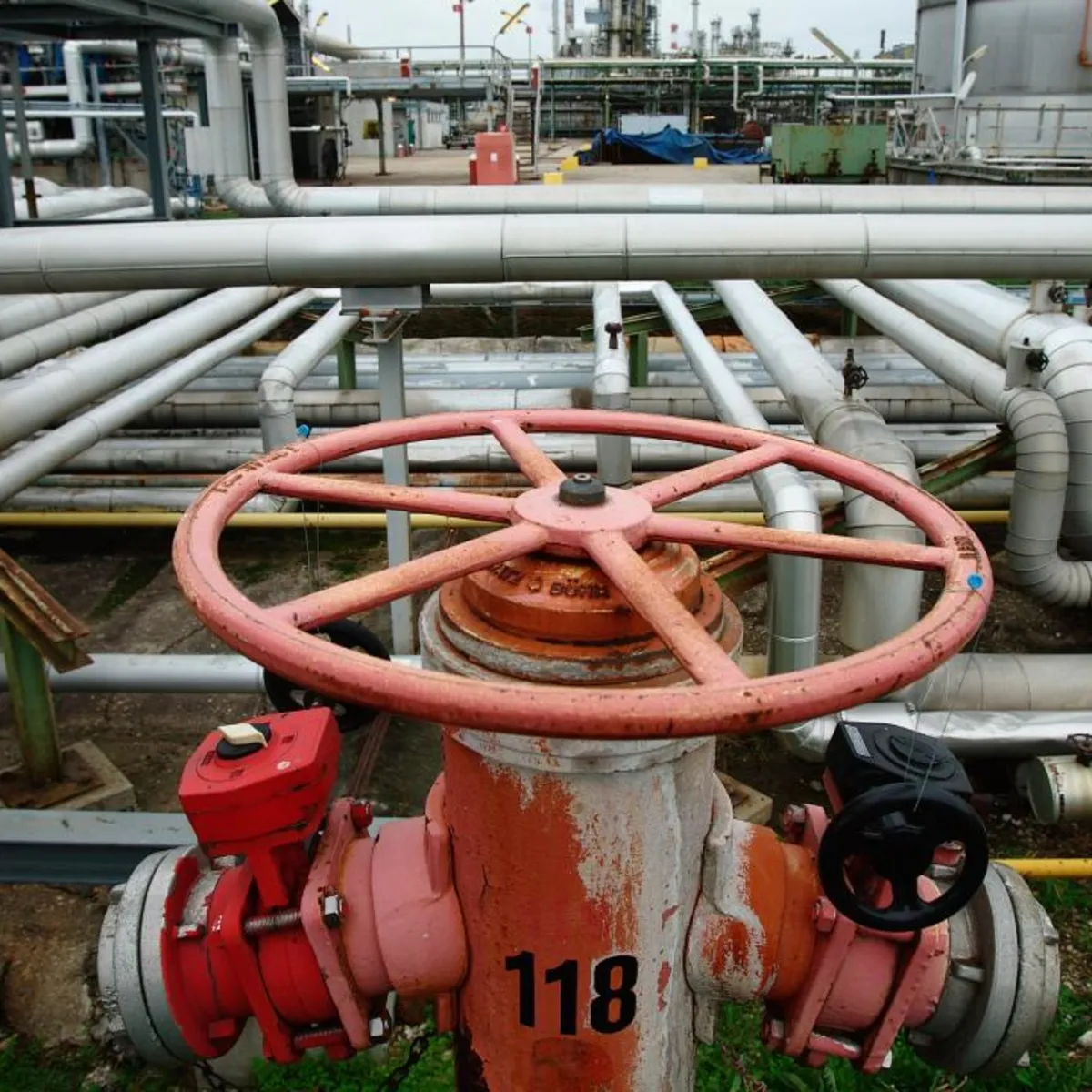 Avrupa'da gaz fiyatları ikiye katladı: Dev tesis üretimi durdurdu, piyasa alarmda