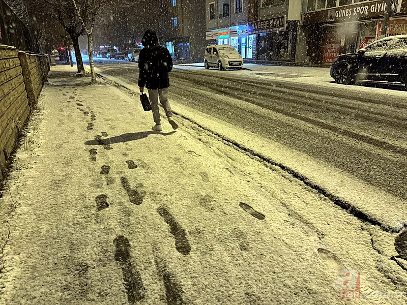 Beyaz örtü için geri sayım başladı! Önce sağanak sonra kar geliyor: İstanbul, Ankara... 4