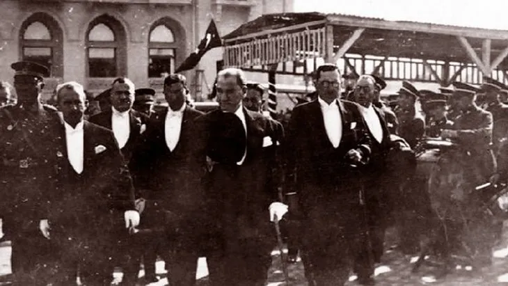 100 yıl önce Cumhuriyet nasıl kuruldu? İşte 29 Ekim 1923'e giden yol...