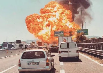 İtalya'nın Bologna kentinde patlama