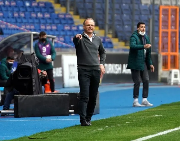 Medipol Başakşehir 3-1 Yeni Malatyaspor MAÇ SONUCU ÖZET - 7