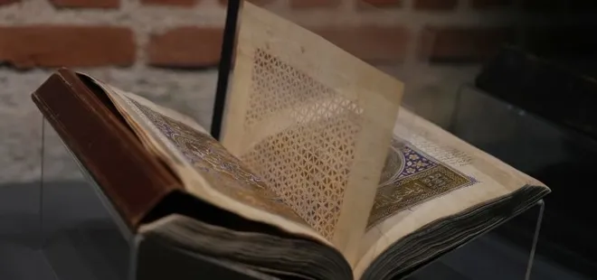 700 yıllık yazma eserler İstanbul’da bir araya geldi!