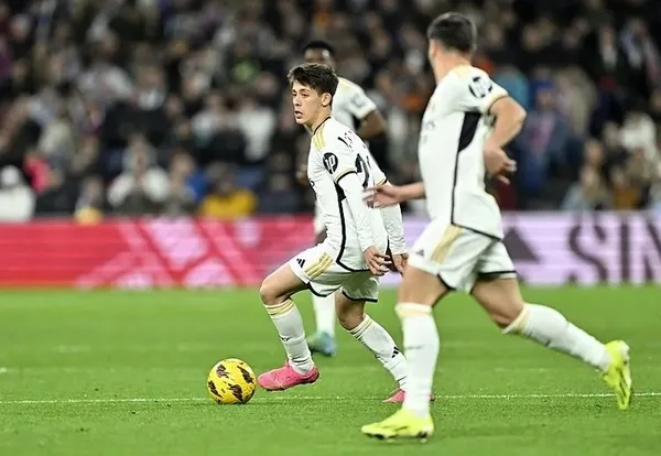 Arda Güler Madrid’in ezeli rakibine transfer oluyor! Başkanlar resmen görüştü