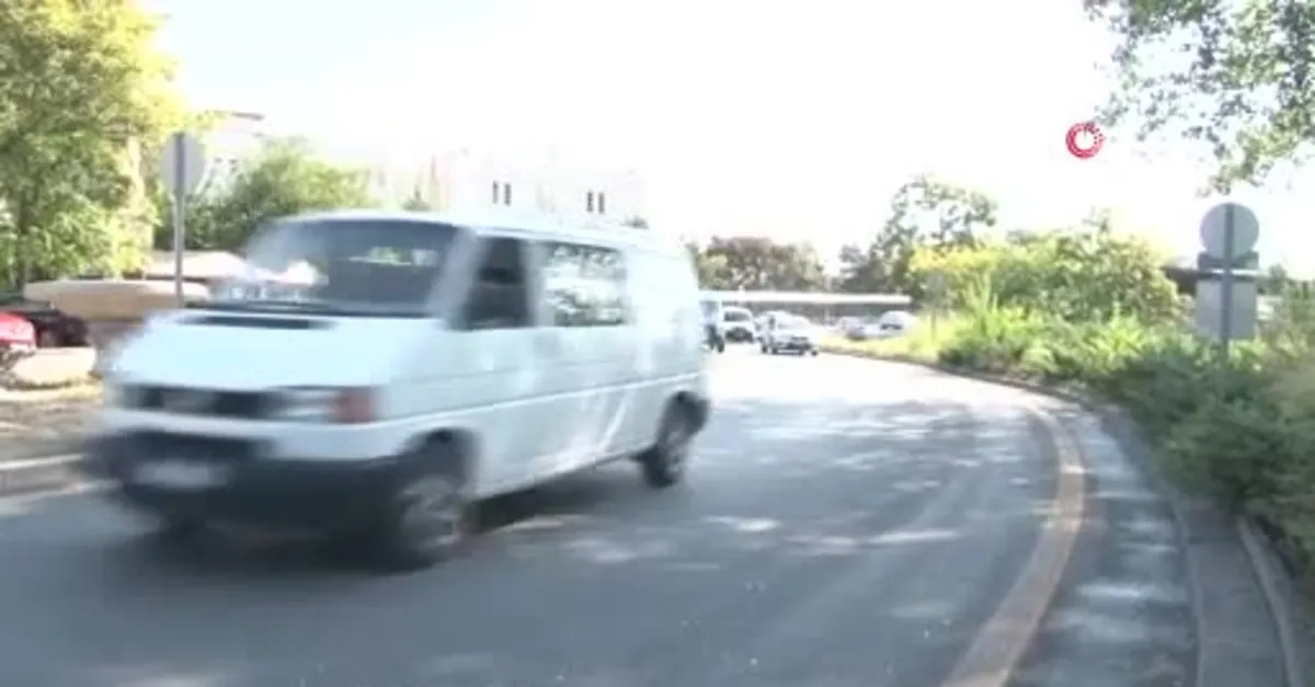 Otomobil, elektrikli scootera çarptı: 1 ölü