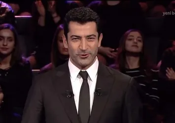Hangi ülkenin adı iki deniz adı anlamına gelir?