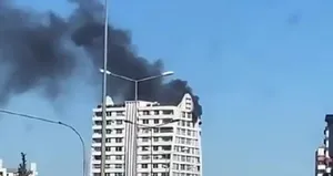 14 katlı apartmanda yangın: Küle döndü