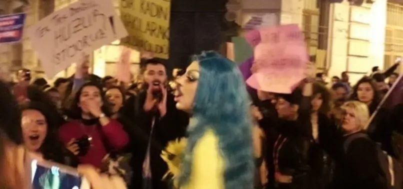 Taksim esnafı ezan saygısızlığını anlattı