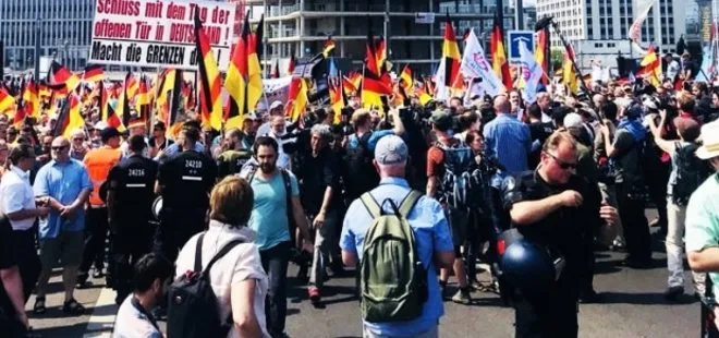 Almanya’da İslam karşıtı skandal gösteri