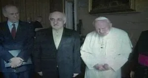 Vatikan’dan Gülen’e ’Müze’ ödülü