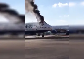 İspanya’da yolcu uçağı böyle alev aldı