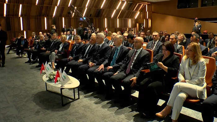 Turkuvaz Medya’da ihracat zirvesi | Ticaret Bakanı Ömer Bolat: İsrail ambargo nedeniyle sıkıntı çekiyor