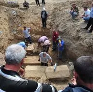 Çanakkalede su patlağı üç lahit ortaya çıkardı