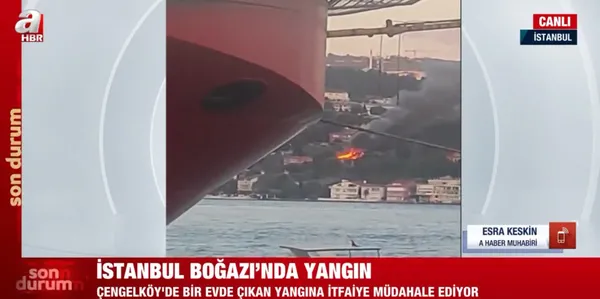 İstanbul Boğazı'nda yangın! Tarihi bina alev aldı - 1