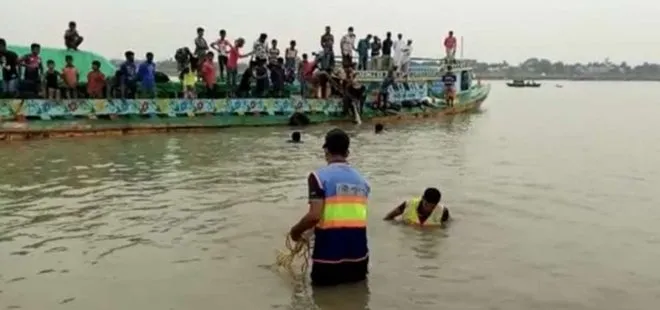 Bangladeş’te sürat teknesi ile yük gemisi çarpıştı: 26 ölü