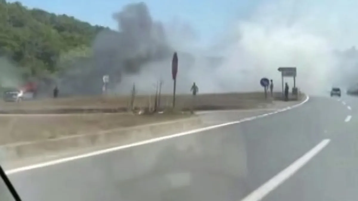 Sakarya'da Korkunç Anlar: Otomobil Alev Topu Gibi! Yangın Faciası