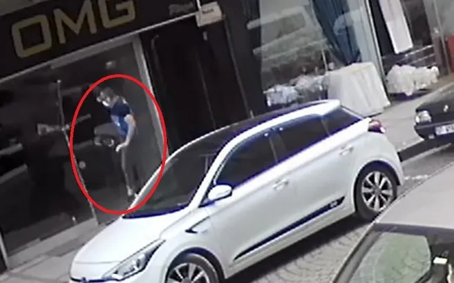 Rize’de şaşırtan görüntü! Telefona sinirlenince...