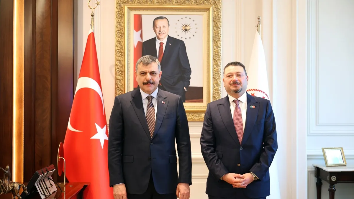 Bakan Çiftçi Suudi Arabistan'ın Ankara büyükelçisi ile görüştü