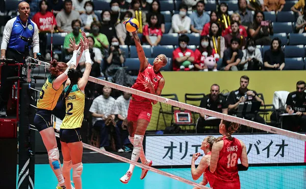 Japonya’da Samba! Filenin Sultanları Brezilya’yı rahat geçti | Üst üste 20. galibiyet